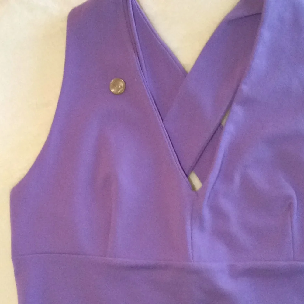 Boston Proper Bodycon Halter Crop Top - Picture 4 of 7